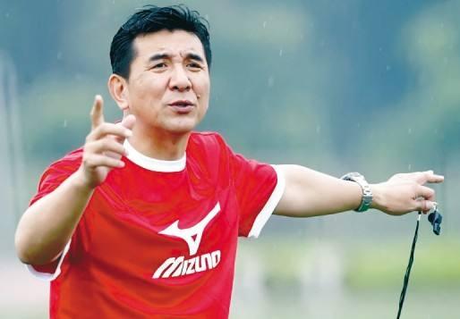 全场比赛结束，勒沃库森2-0赫根，各项赛事取得14连胜！